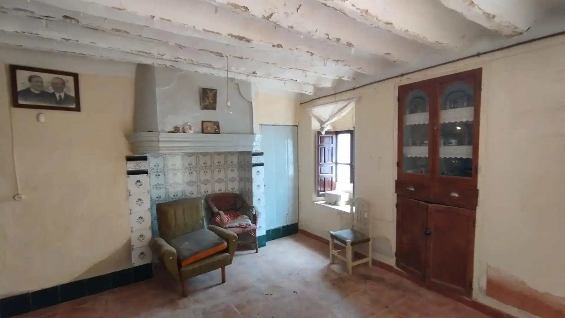 Sala d'estar de Casa adosada en venda en Povedilla