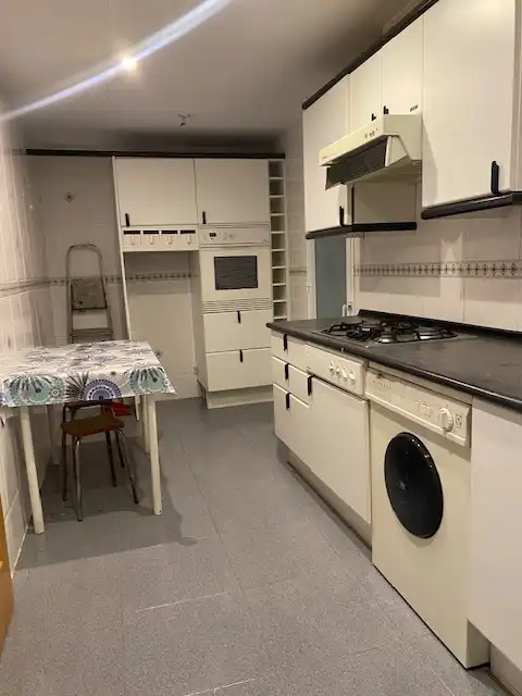 Piso en venta en Avinguda Francesc Marimon, 128, Nucli Urbà