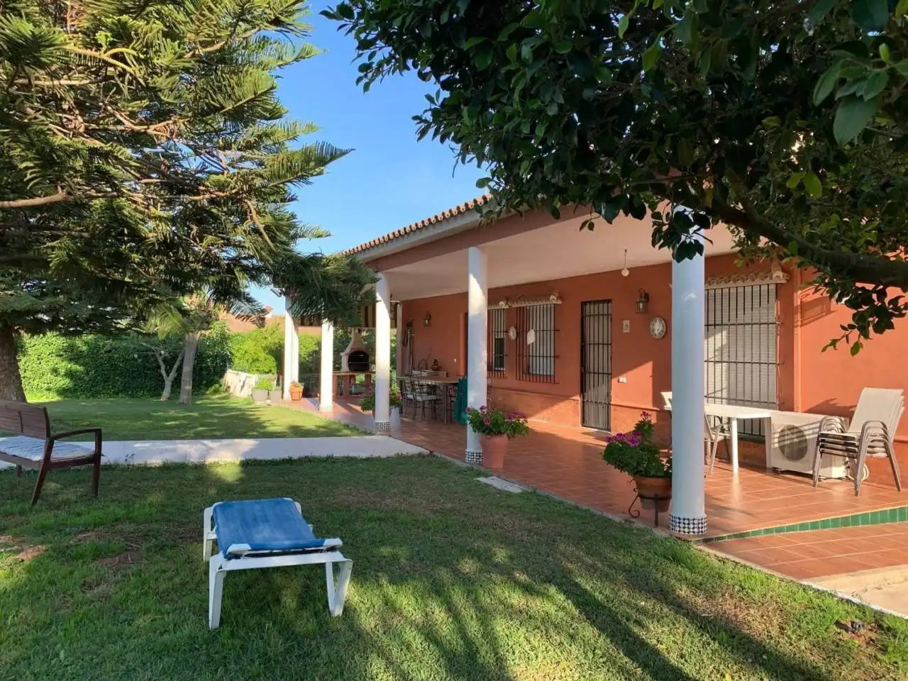 Jardín de Casa o chalet en venta en Carmona con Aire acondicionado, Jardín privado y Terraza