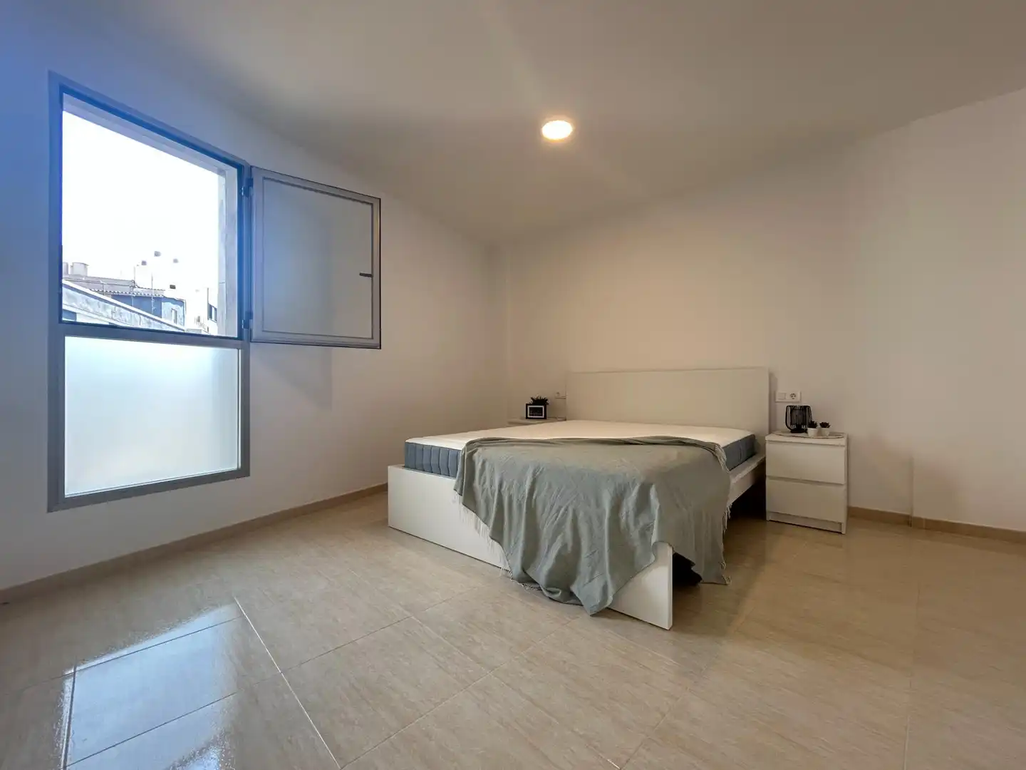 Schlafzimmer von Wohnungen zur Miete in Burriana / Borriana mit Klimaanlage, Heizung und Möbliert