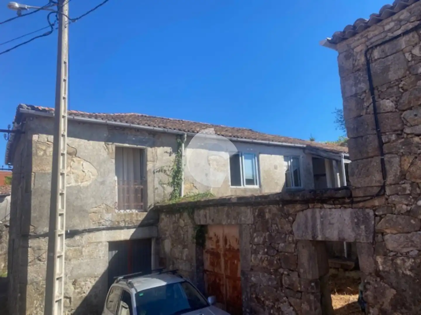 Casa amb jardí en venda a Entrimo