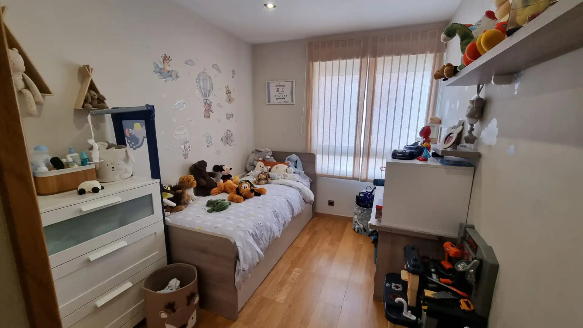 Flat for sale in Calle Vía del Berrocal, Iglesia - Estación