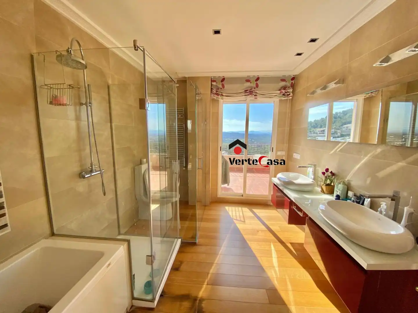 Badezimmer von Haus oder Chalet zum Verkauf in Alzira mit Klimaanlage, Heizung und Parkett