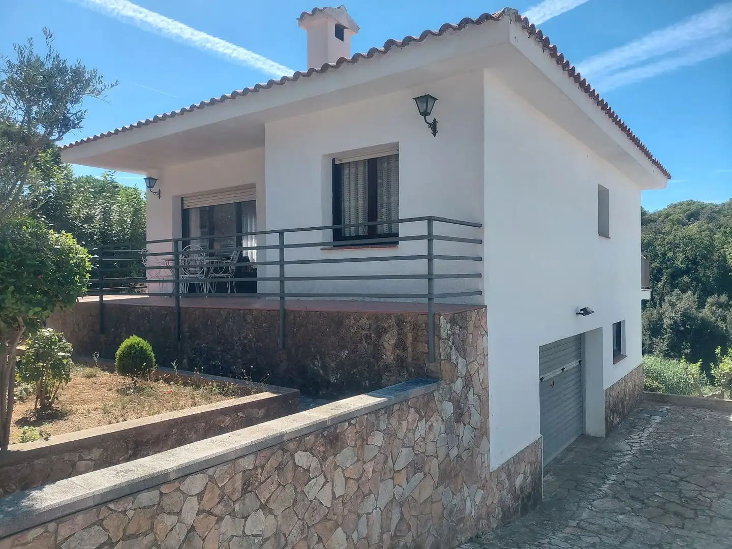 Casa amb jardí en venda a Can Massuet del Far