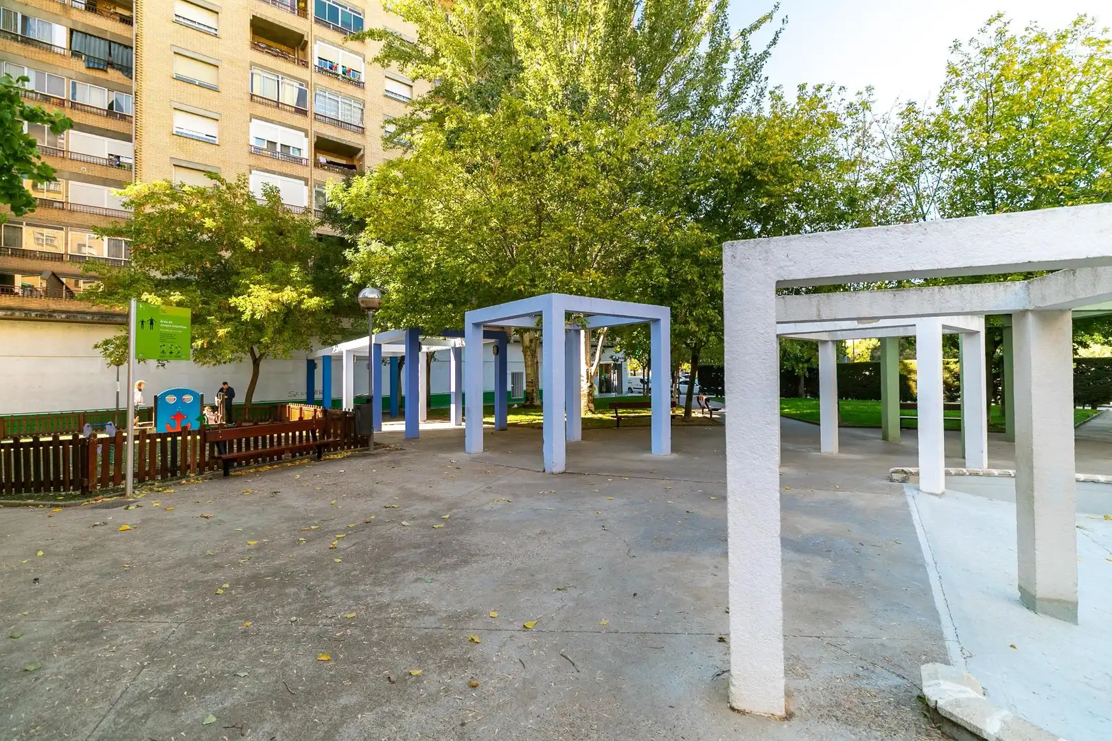 Vista exterior de Piso en venta en Santiago