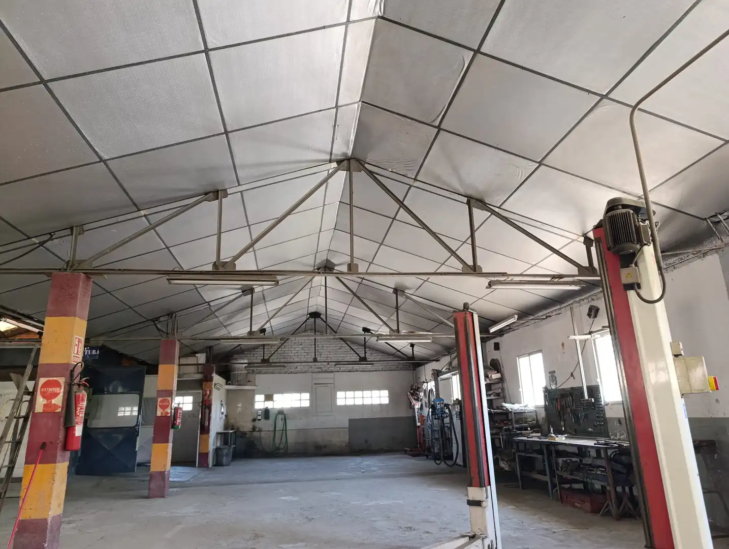 Nau industrial en venda a Rúa Ramón y Cajal, Quiroga