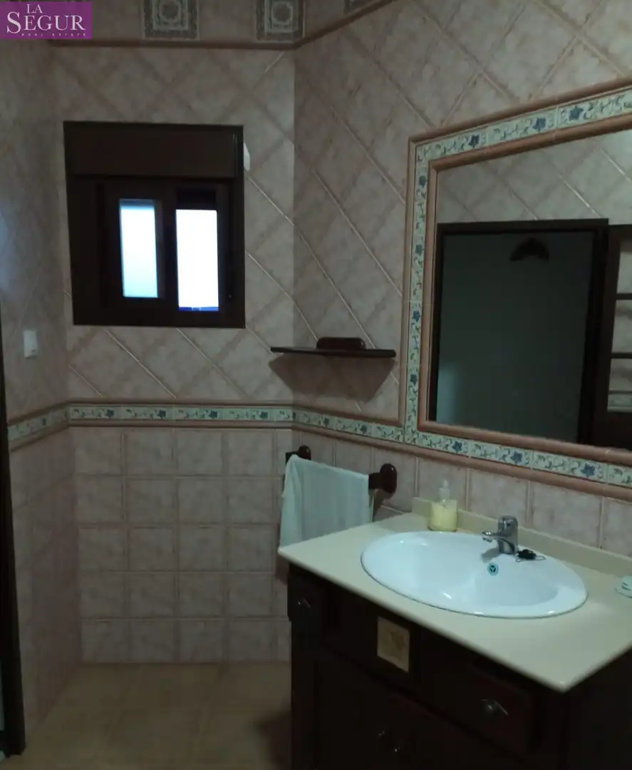 Bathroom of Residential for sale in Medina Sidonia