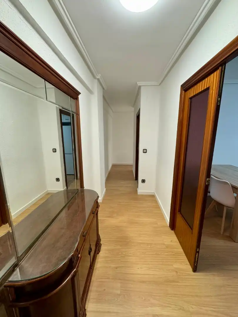 Flat for rent in Valencia  with Air Conditioner, Furnished and Washing machine