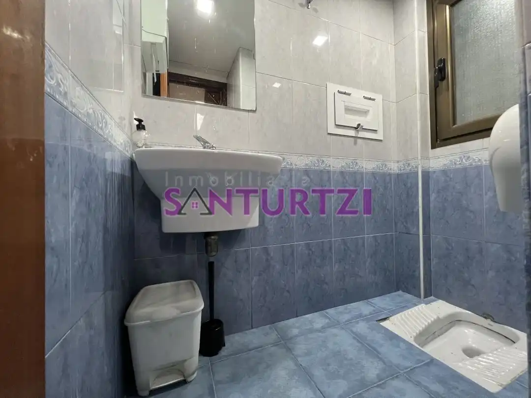 Baño de Local en venta en Santurtzi 