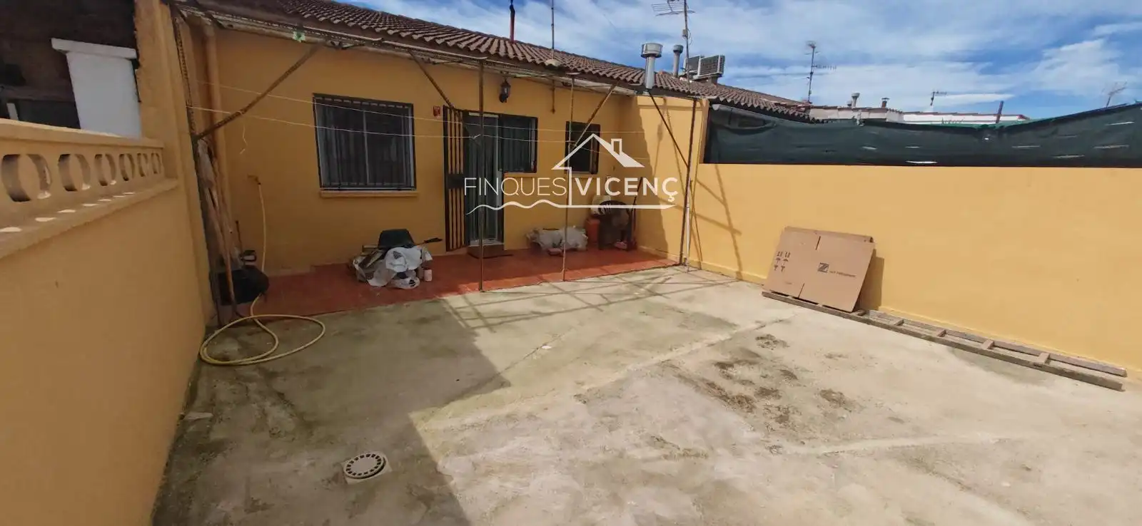 Casa adosada en venta en Verge de Montserrat, Albinyana