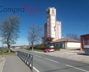 Vista exterior de Nau industrial en venda en Segovia Capital