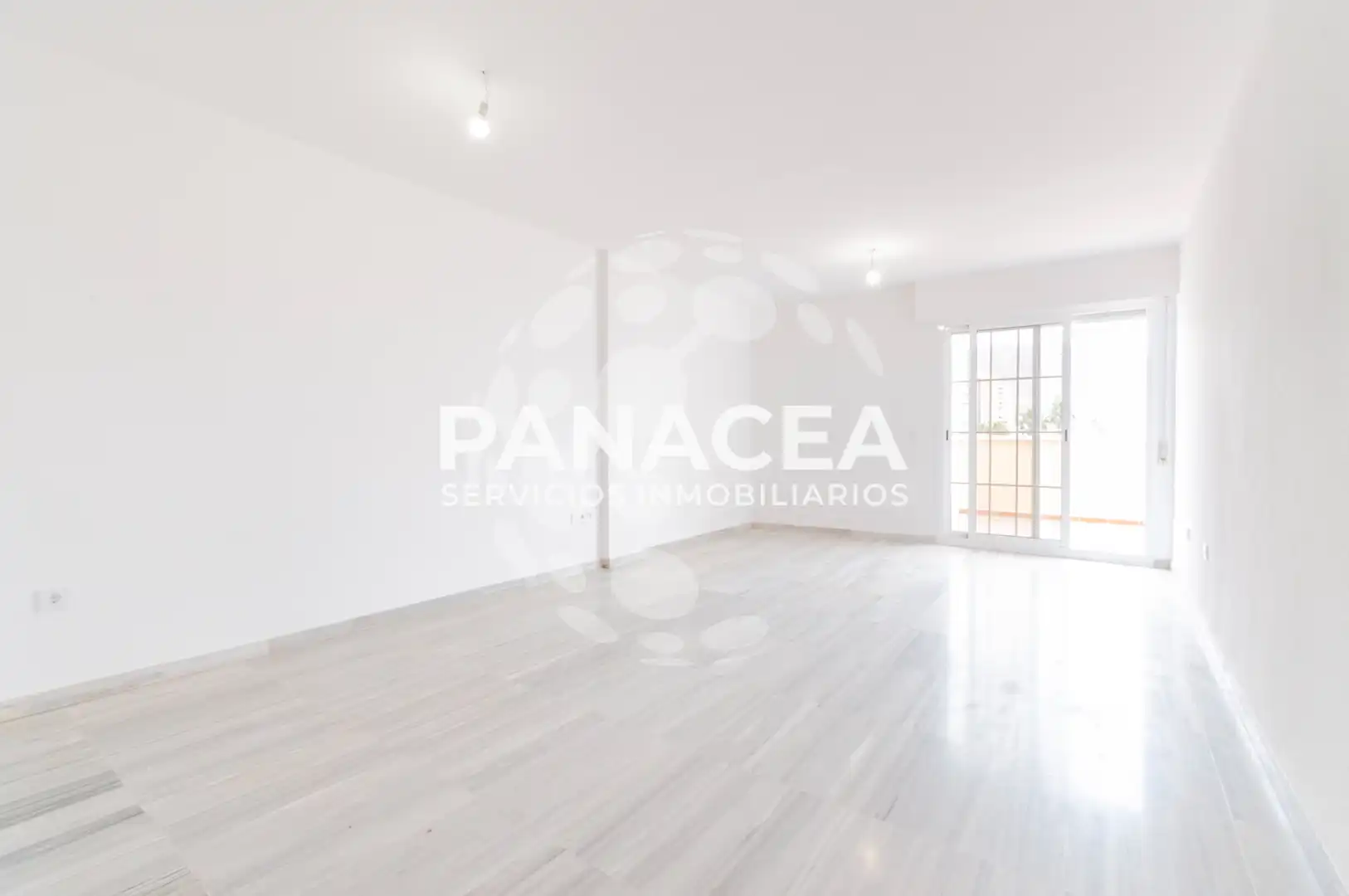 Flat for sale in Roquetas de Mar  with Balcony and Community pool