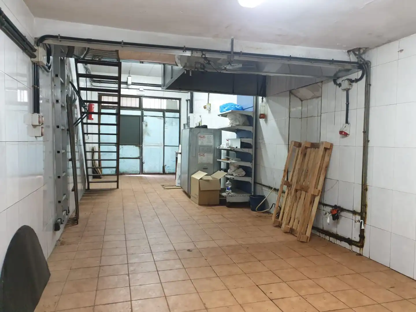 Nave industrial en venta en Valdepeñas