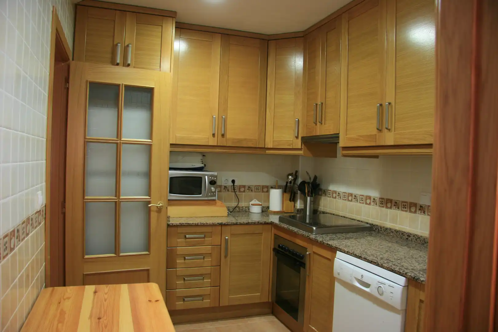 Kitchen of Detached homes for rent in El Pinós / Pinoso  with Terrace, Furnished and Oven