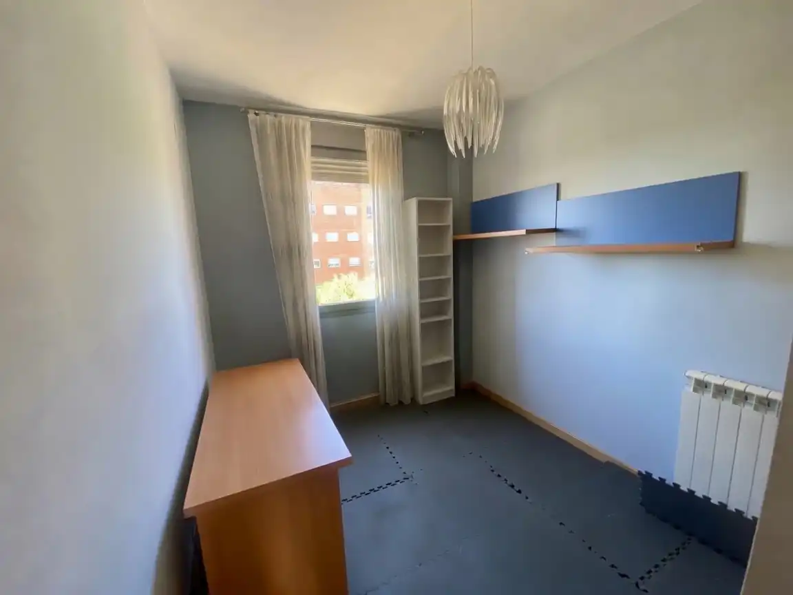Dormitori de Pis en venda en Ciudad Real amb Aire condicionat, Calefacció i Terrassa