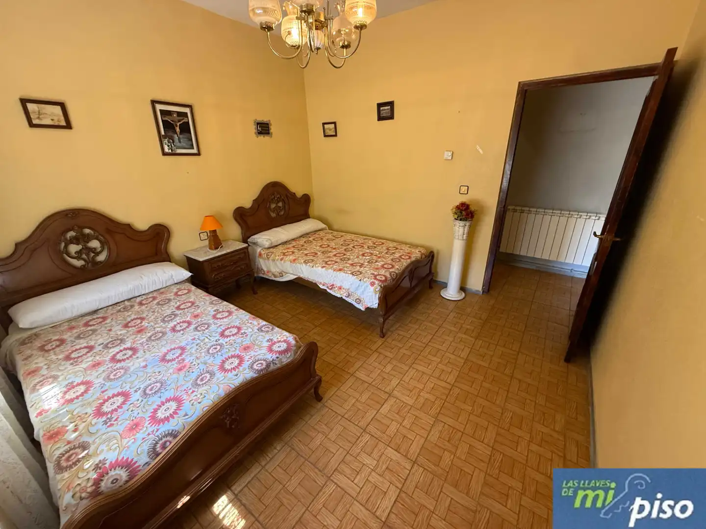 Dormitori de Casa o xalet en venda en Fresno el Viejo amb Calefacció, Jardí privat i Terrassa