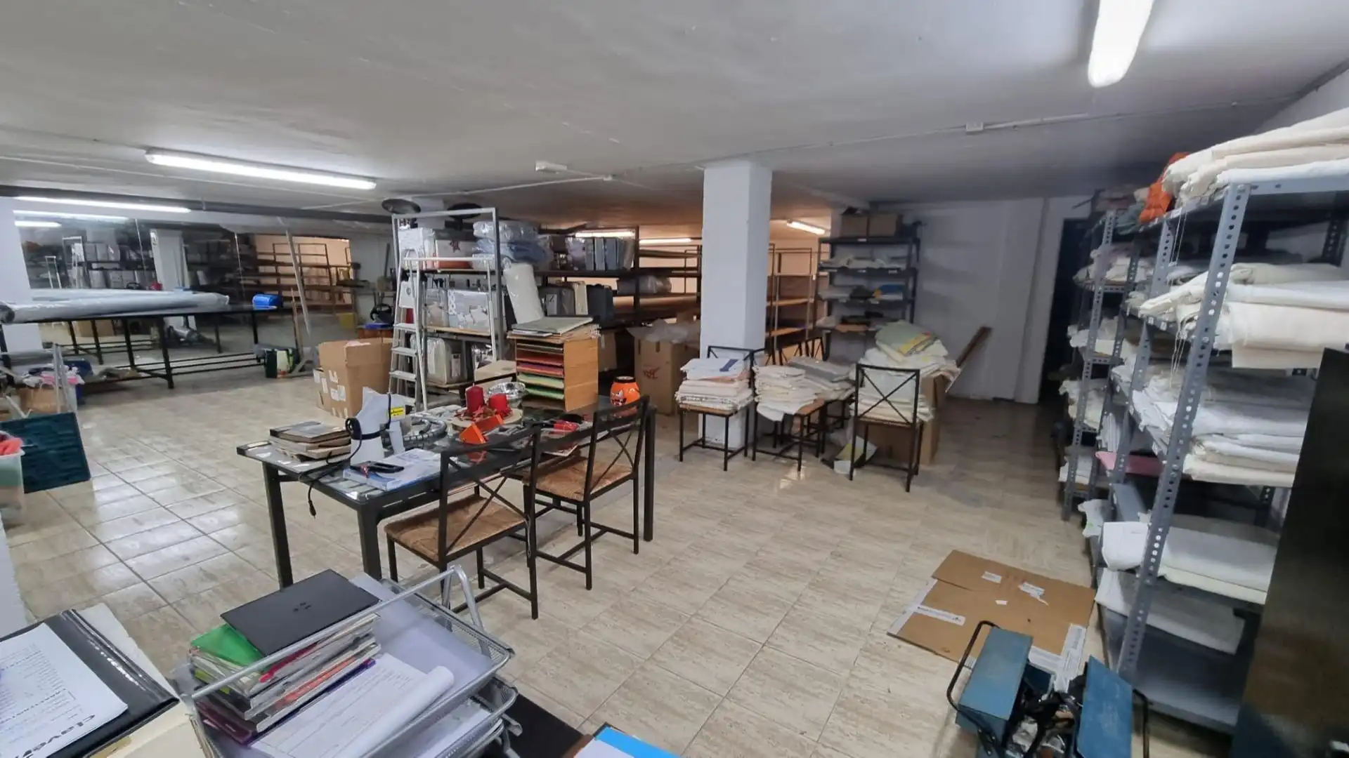 Business premises for sale in Poble, imagen 13