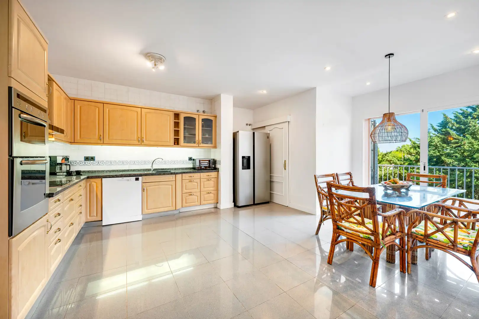 Cocina de Casa o chalet en venta en Sotogrande con Aire acondicionado, Jardín privado y Terraza