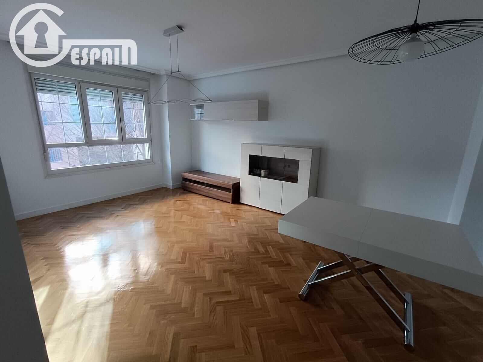 Sala d'estar de Pis de lloguer en  Madrid Capital amb Aire condicionat, Calefacció i Parquet