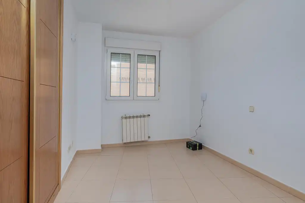 Dormitori de Pis en venda en Madrid amb Calefacció