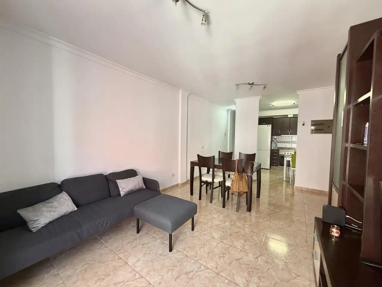 Sala de estar de Piso de alquiler en Agüimes con Amueblado, Se aceptan mascotas y Internet