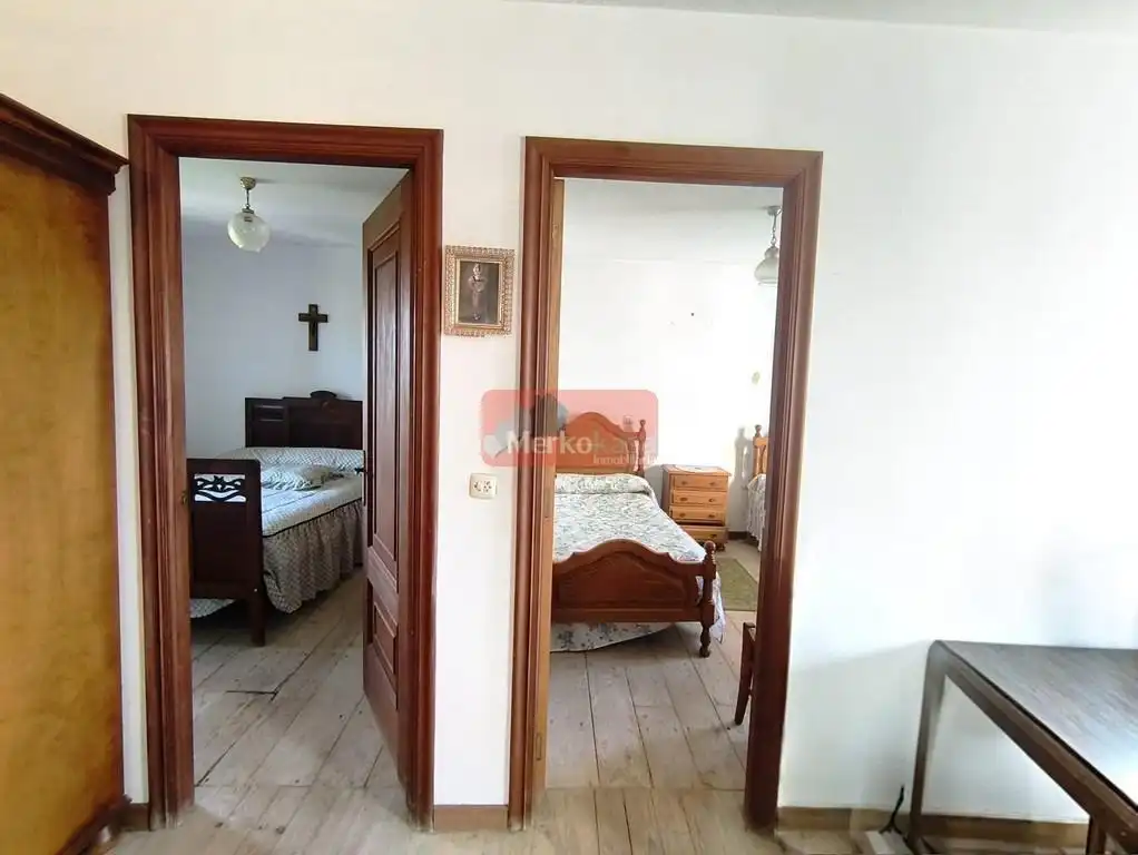 Habitación de Finca rústica en venta en Lugo con Terraza y Amueblado