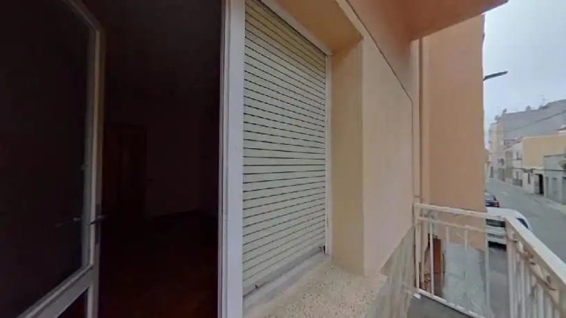 Terraza de Piso en venta en Nord-est