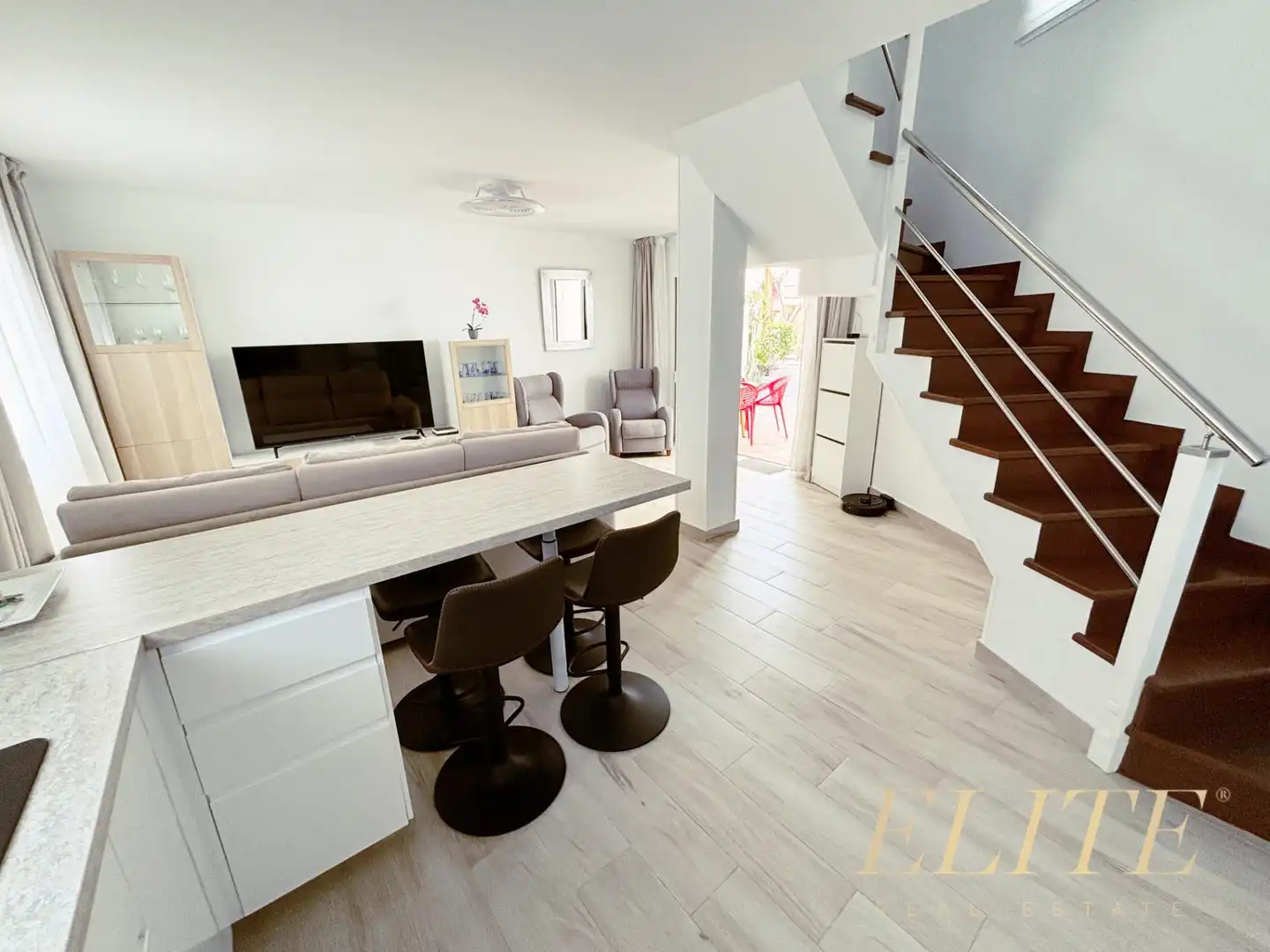 Wohnzimmer von Maisonette zum Verkauf in Mogán mit Abstellraum, Möbliert und Balkon