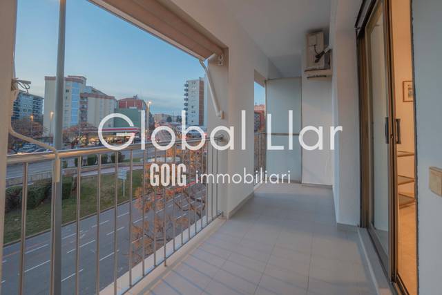 Piso en Venta en Avinguda de Francesc Macià en Creu Alta