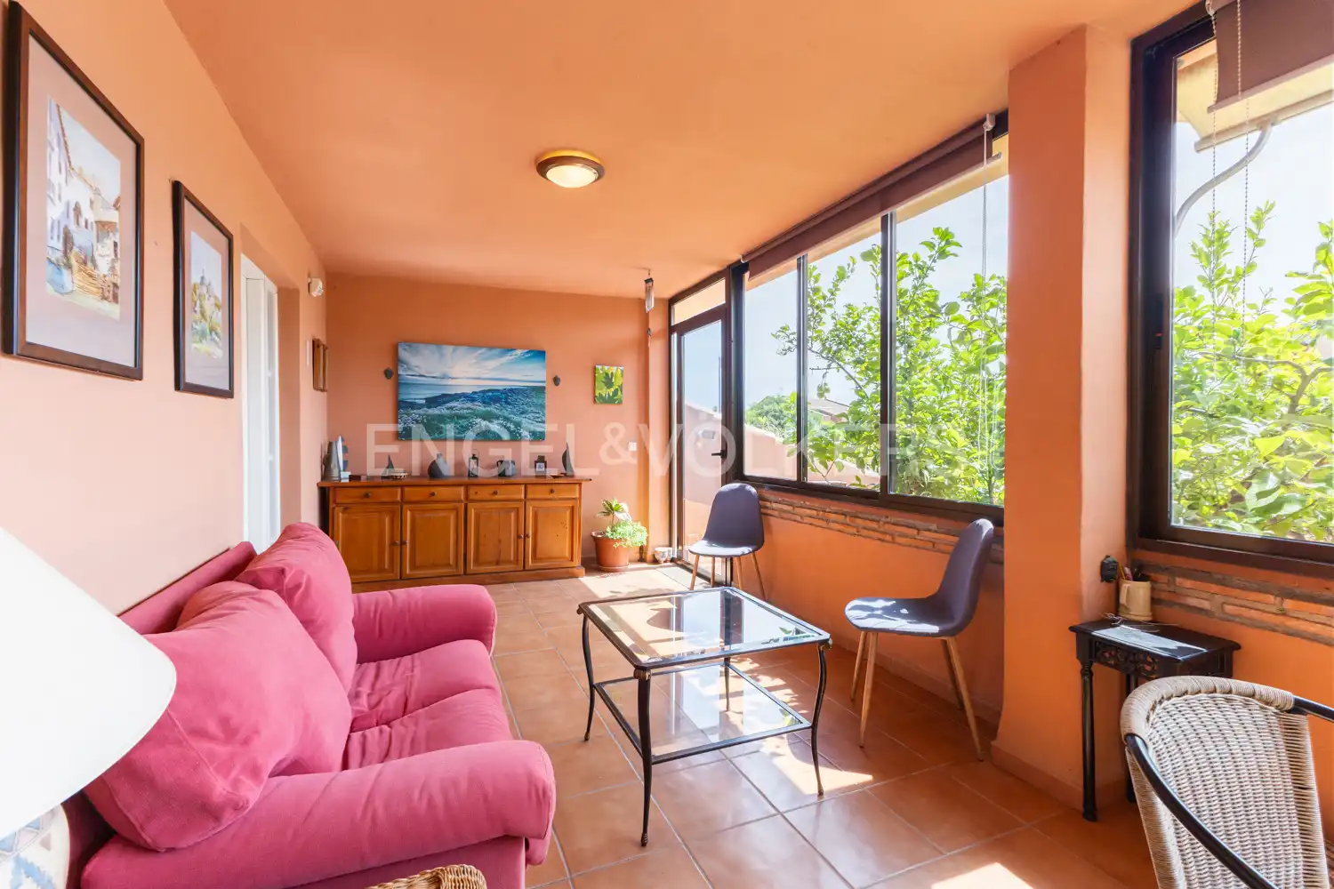 Sala de estar de Casa o chalet en venta en Castellón de la Plana / Castelló de la Plana con Aire acondicionado, Calefacción y Jardín privado