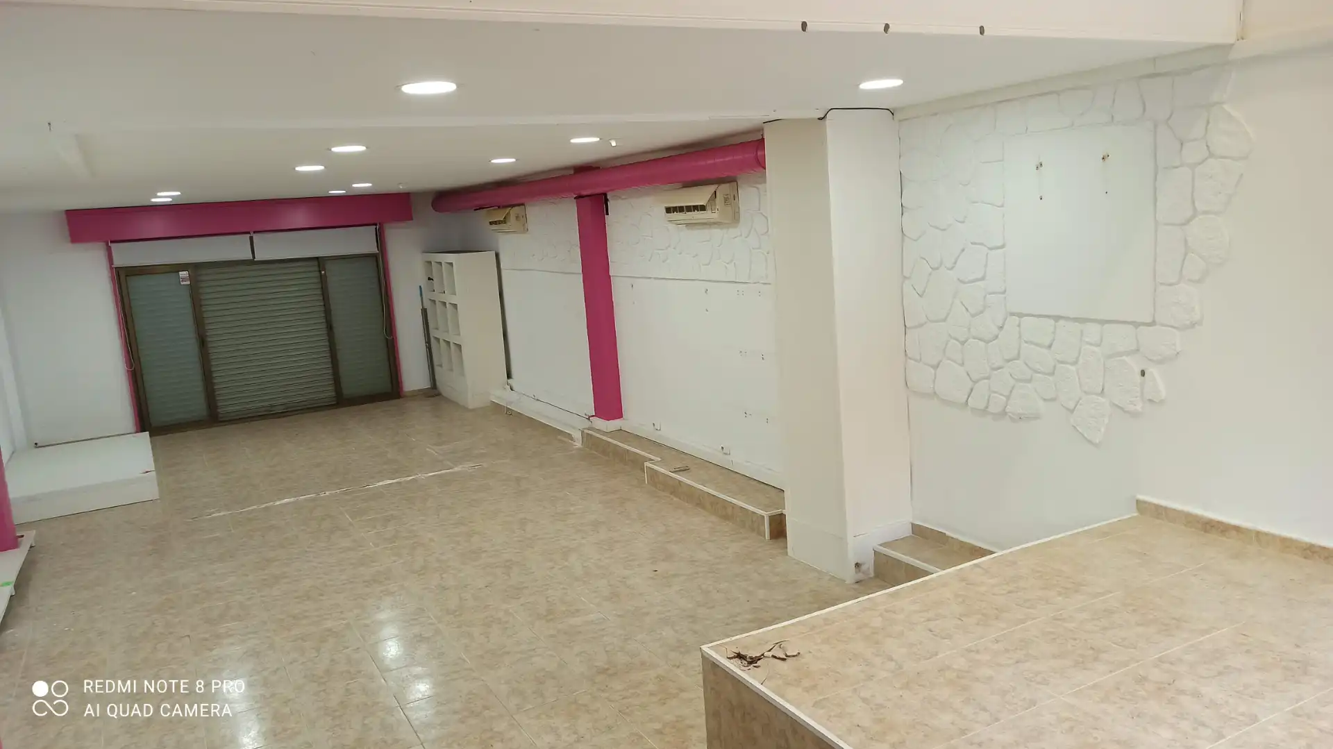Local en venda en Cunit amb Aire condicionat