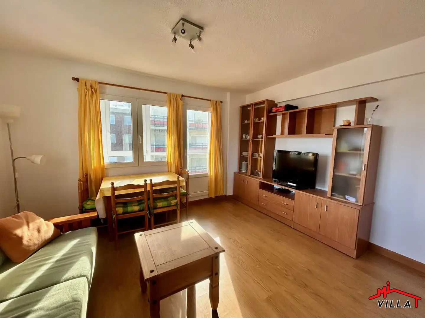 Wohnzimmer von Wohnung zum Verkauf in Laredo mit Heizung und Terrasse