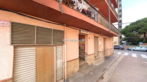 PISO OCUPADO 72 m2,  4 HABITACIONES, BALCÓN, PLANTA 2 SIN ASCENSOR, CALLE MONACO, ELS PINS, BLANES., imatge 2