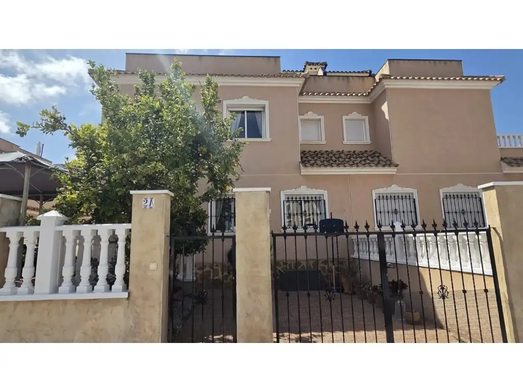 House with garden for sale in Calle Clavo, imagen 29