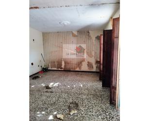 Sala d'estar de Casa o xalet en venda en L'Ènova