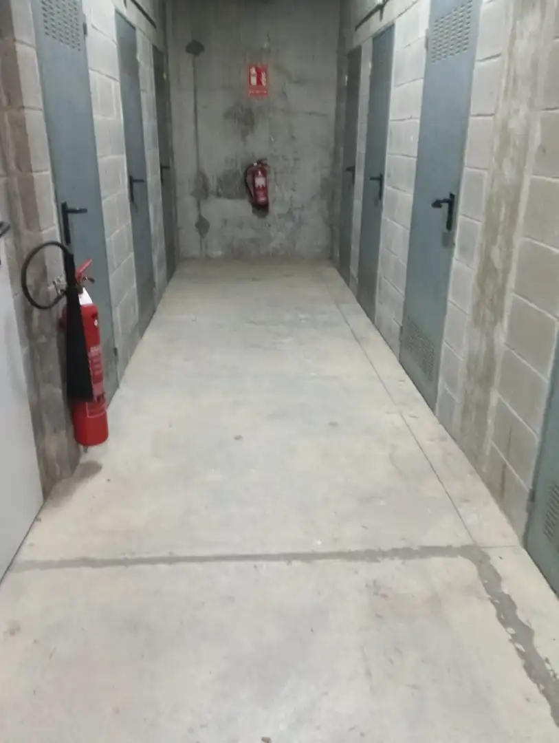 Parking de Piso en venta en Sant Celoni con Calefacción, Trastero y Amueblado