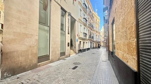 Foto 2 von Wohnung zum Verkauf in Calle Villalobos, Centro Histórico, Cádiz Capital