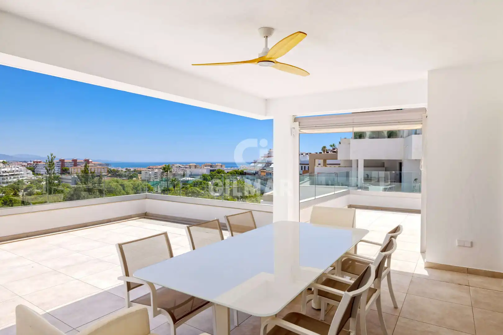 Apartamento con terraza en venta en Estepona Pueblo, imagen 3