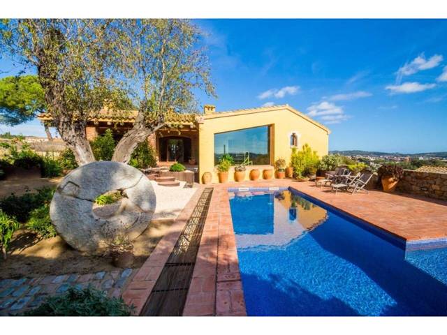 Finca rústica en Venta en Calle de la Font en Mont-ras