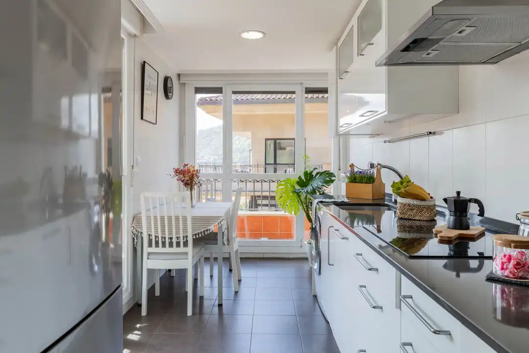 Cocina de Dúplex en venta en Orio con Calefacción, Terraza y Balcón