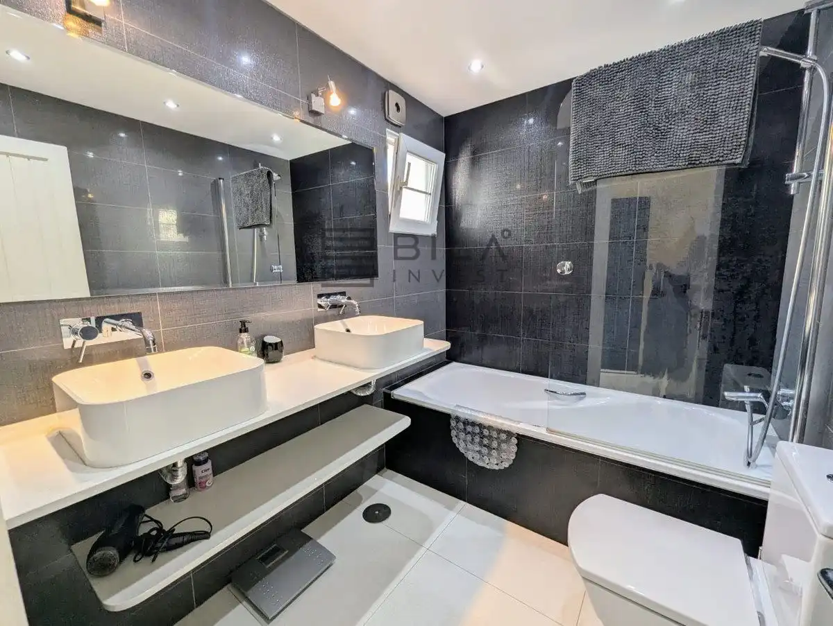 Bathroom of Attic for sale in Elviria - Cabopino