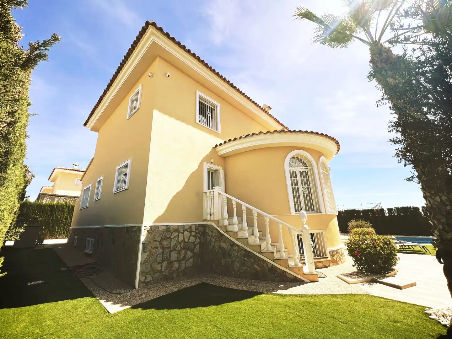 Vista exterior de Casa o chalet en venta en Rojales con Calefacción, Balcón y Alarma