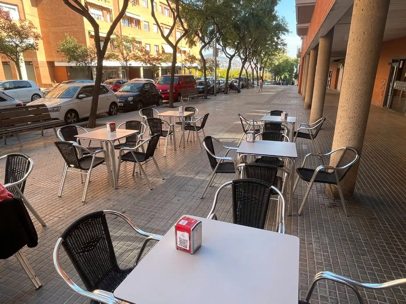 Terrassa de Local en venda en Santa Coloma de Cervelló amb Aire condicionat, Calefacció i Moblat