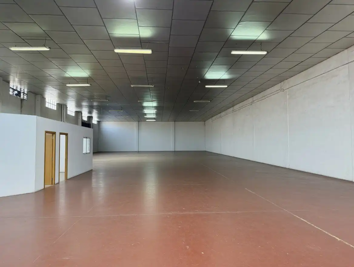 Nave industrial de alquiler en Alaquàs