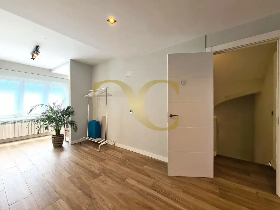 Detached house with garden for sale in Camino de la Belga, imagen 27