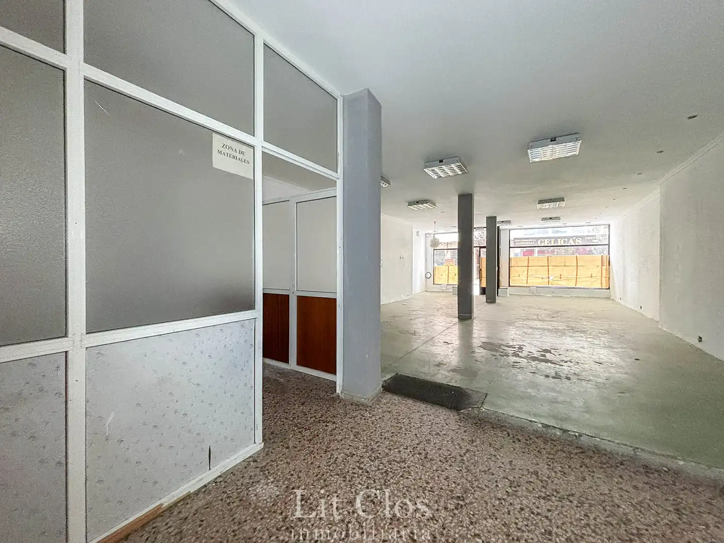 Local commercial à louer à Avenida Conde de Fenosa 44, imagen 4