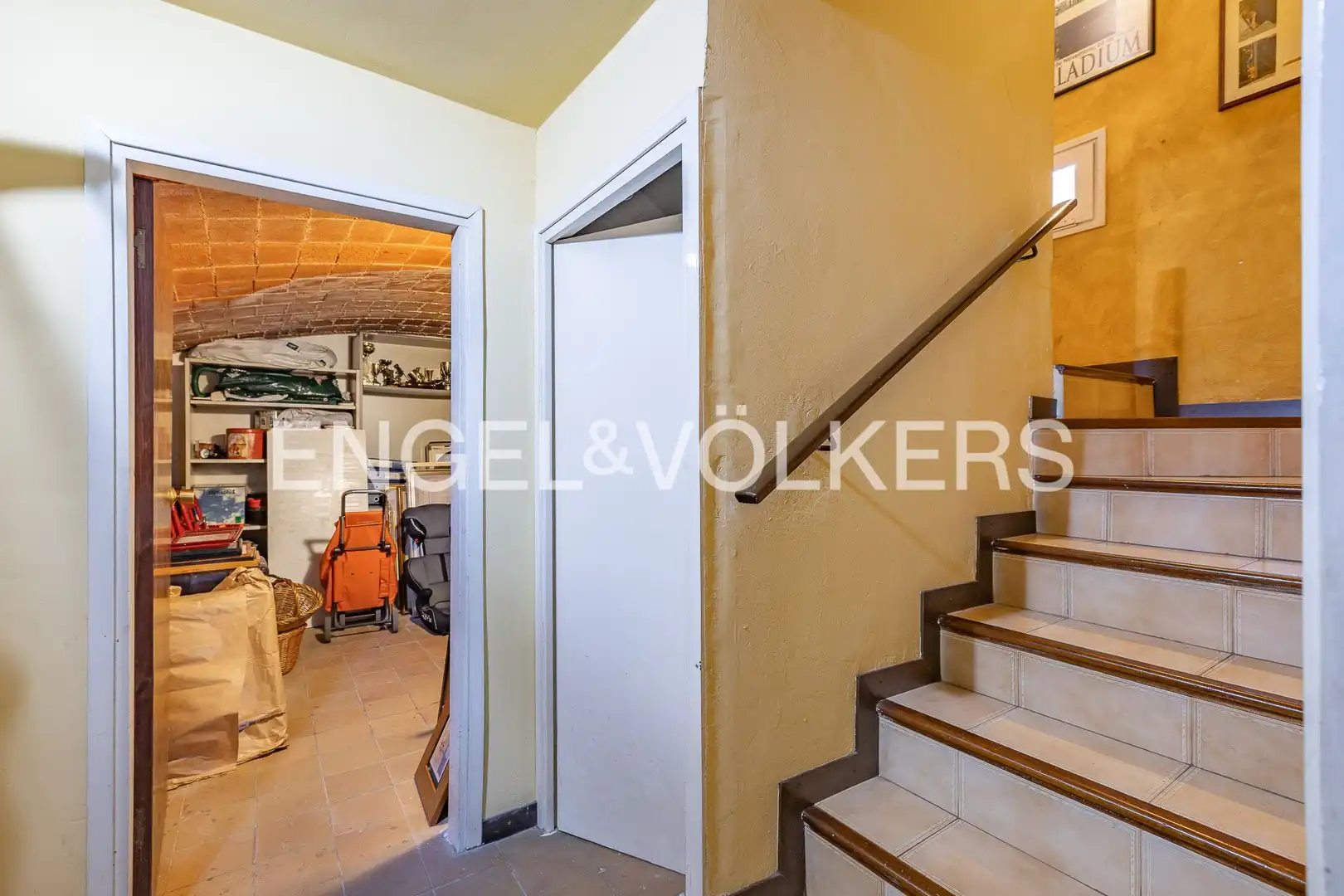 Casa adosada en venta en Sabadell con Aire acondicionado, Calefacción y Parquet