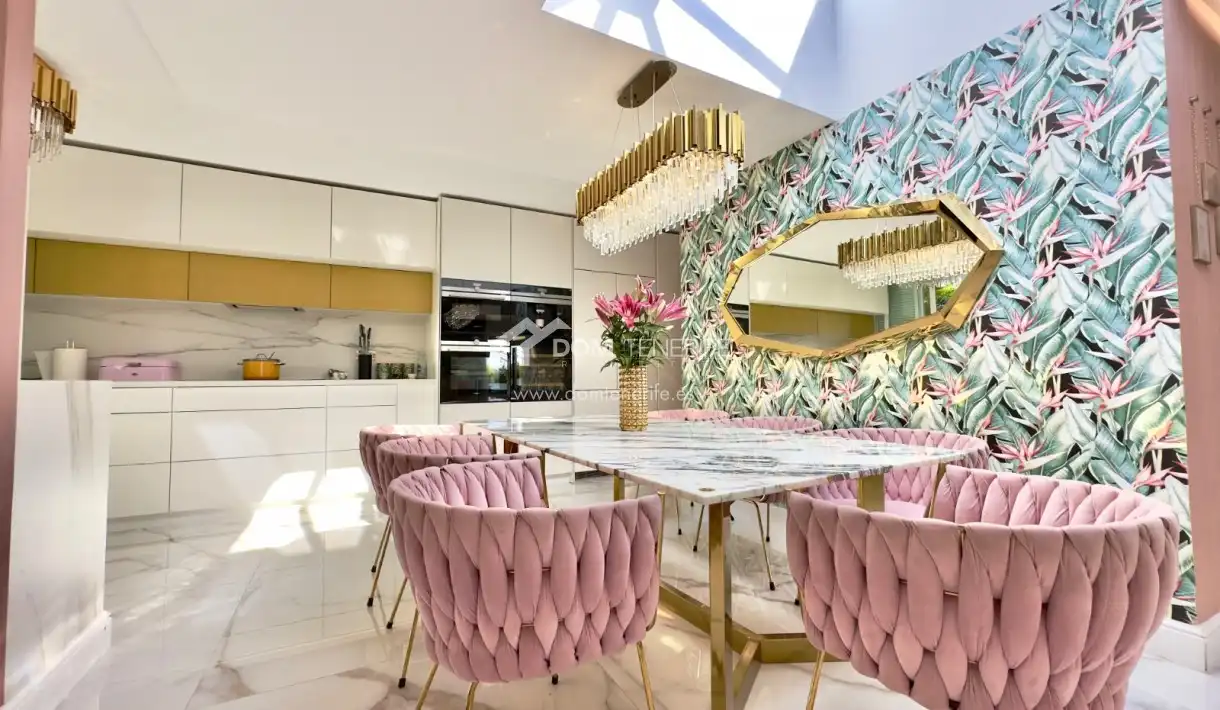 Comedor de Casa o chalet en venta en Adeje con Aire acondicionado, Terraza y Trastero
