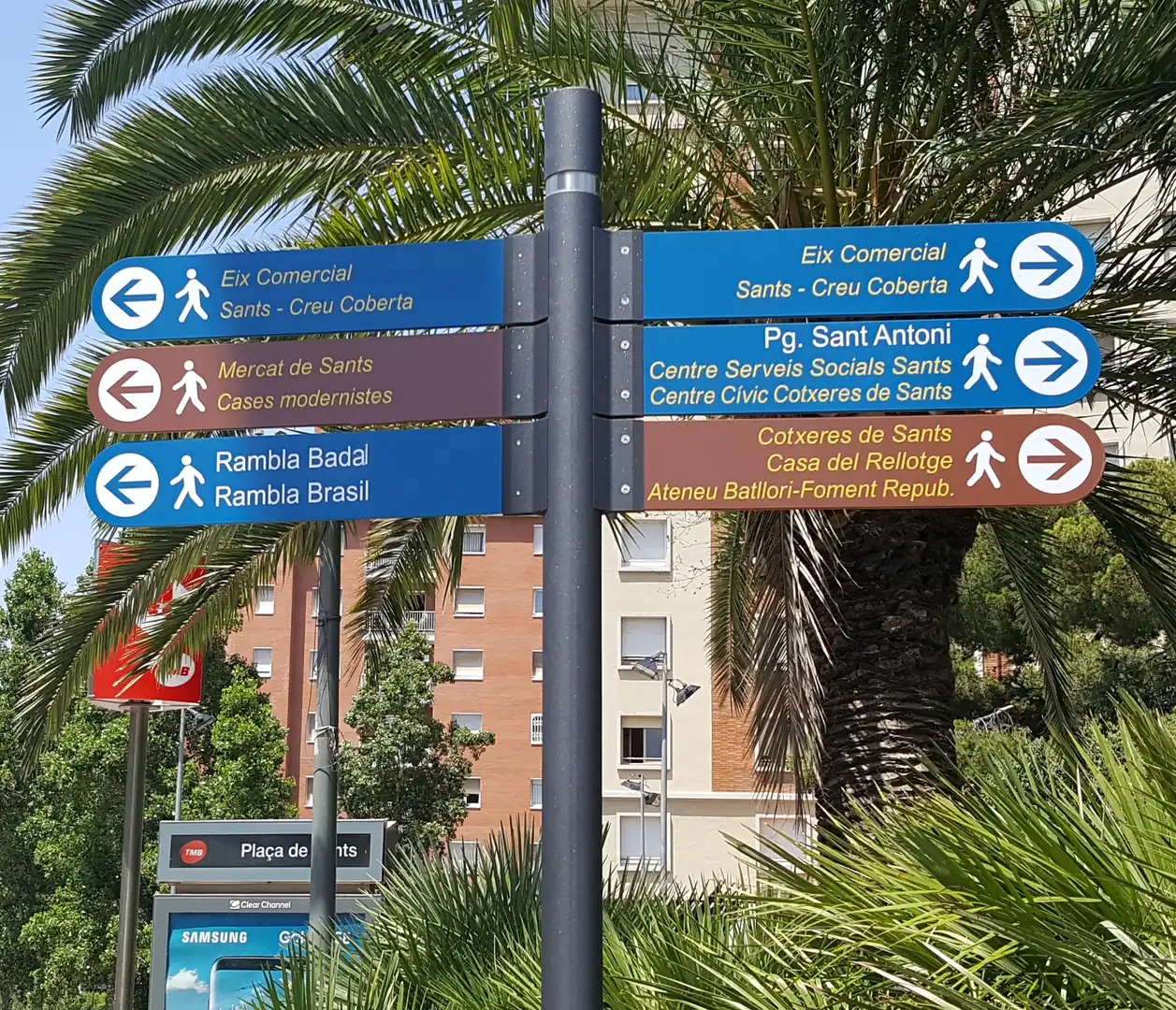 Vista exterior de Pis en venda en Barcelona amb Terrassa i Balcó