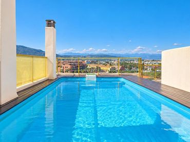 Attico con piscina in vendita a Av. de Europa 14